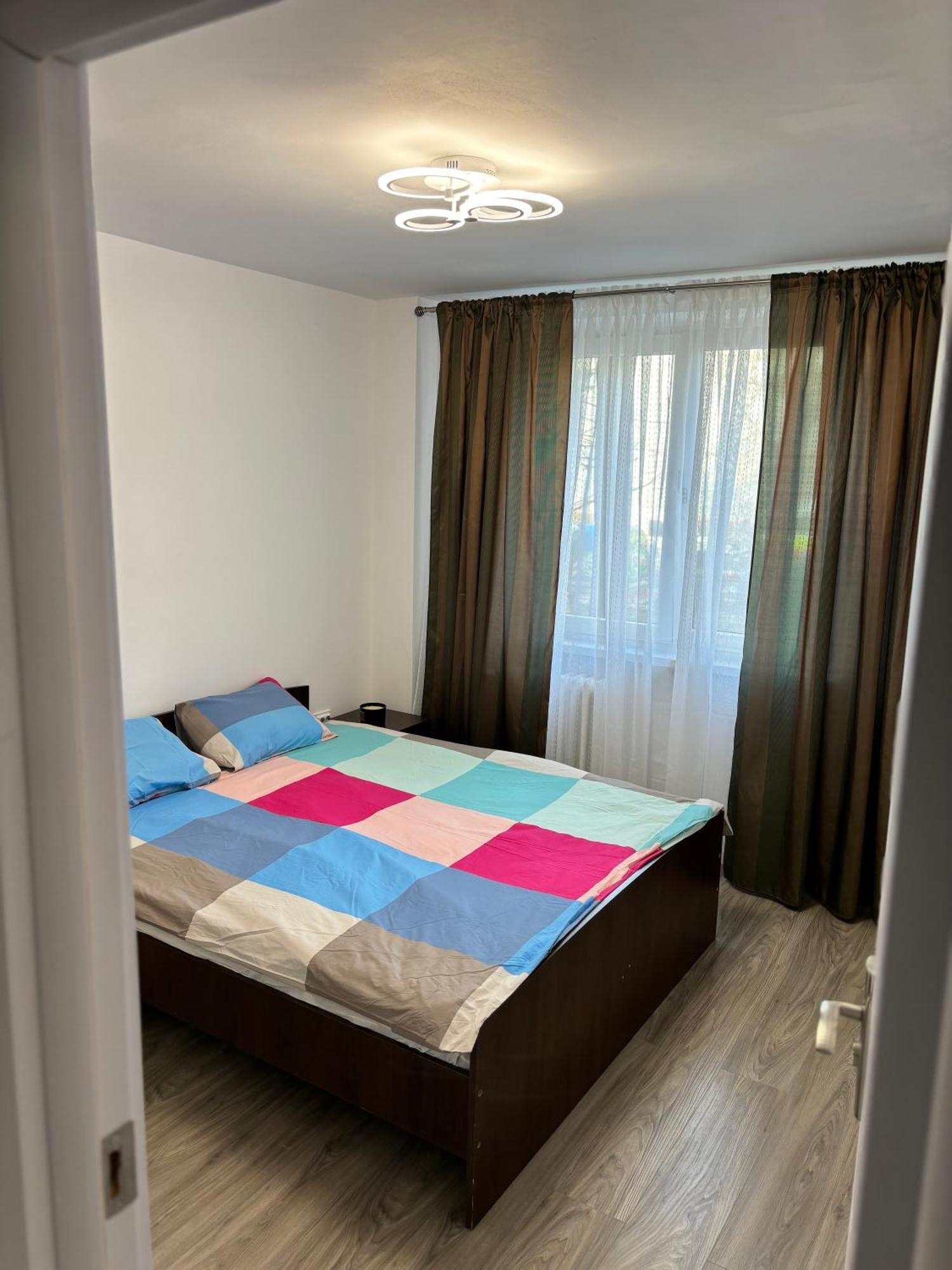 3 Camere Decomandat Bükreş Dış mekan fotoğraf