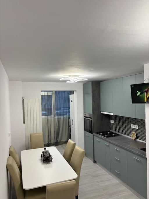 3 Camere Decomandat Bükreş Dış mekan fotoğraf